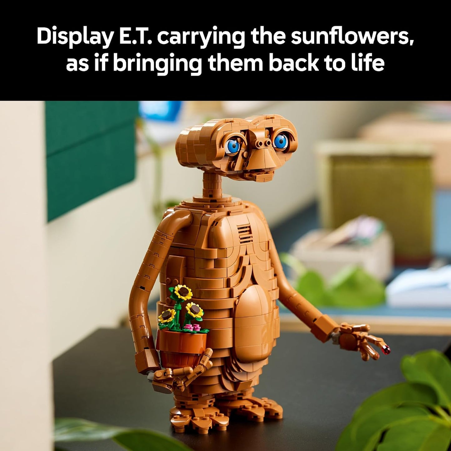 LEGO Ideas E.T. the Extra-Terrestrial 21370 | Collectible Building Set for Adults, Ages 18+, Relaxation Activity, Posable Figure W/ Light Brick, 1226 pieces, Gift for Fans