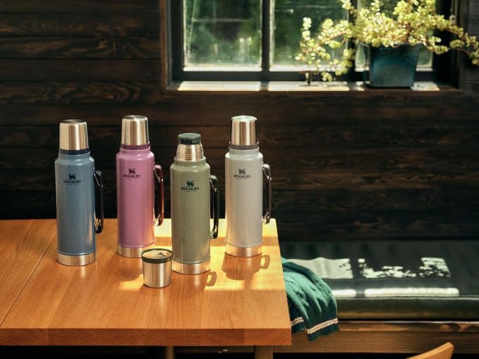 Stanley Classic Legendary Vacuum Bottle