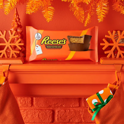 Reese's Milk Chocolate Peanut Butter Cups Candy, Pack 8 oz, 2 Pieces