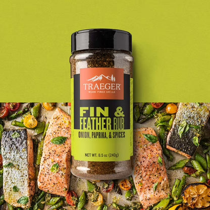Traeger Pellet Grills Fin & Feather Rub, Mixed Spices and Seasonings, 8.5 oz