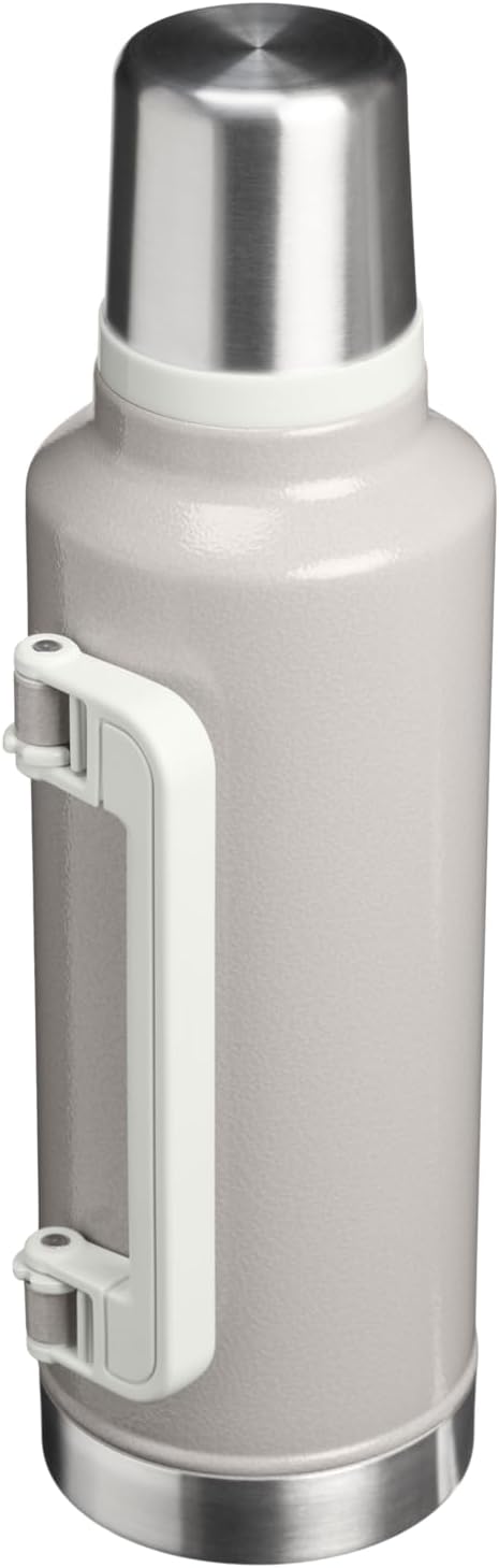 Stanley Classic Legendary Vacuum Bottle
