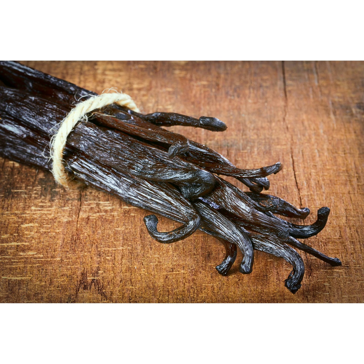 1 LB Organic Madagascar Vanilla Beans. Whole Grade A Vanilla Pods for Vanilla Extract and Baking - 16 Ounces