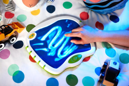 Crayola Toddler Touch Lights, Musical Sensory Toys for Toddlers, Learning Gifts, Light Up Drawing Pad, Mess Free Painting, Travel Activity, 2+