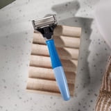 Harry's Shaving Razor for Men with 2 Razor Blade Refill Cartridges, Glacier Blue