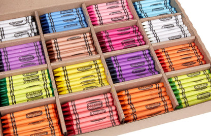Crayola Crayon Classpack, Teacher Classroom Must Haves, Bulk Back to School Supplies, Elementary & Kindergarten Wishlist, 16 Colors (50 Each), 800 Ct