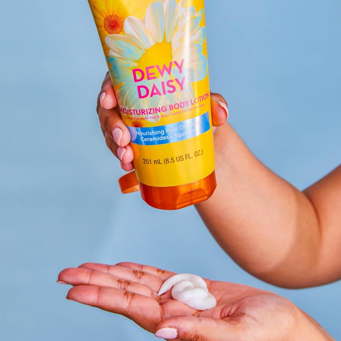 Tree Hut Dewy Daisy Moisturizing Body Lotion, Ceramide and Squalene Formula Helps Protect Skin, Long-lasting Hydration Leaves Skin Feeling Soft & Moisturized, 8.5 Fl Oz.