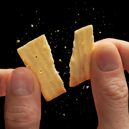 Cheez-It Grooves Crunchy Cheese Crackers, Snack Crackers, Lunch Snacks, Sharp White Cheddar (6 Pouches)