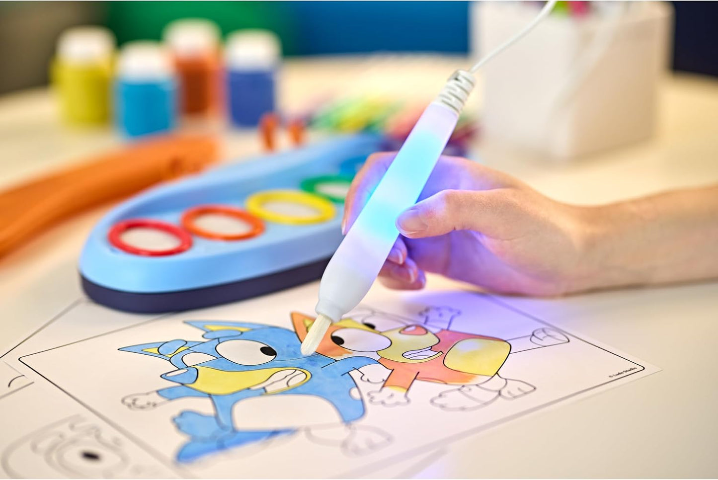 Crayola Bluey Color Wonder Magic Light Brush, Mess Free Painting Station for Kids, Gifts, Toddler Bluey Toys & Activities, Ages 3+