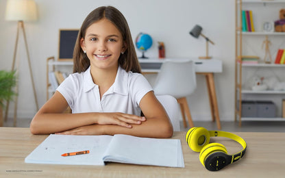 Crayola Kids Over Ear Headphones, Wireless Headphones with Microphone | Lightweight Comfortable Head Phones for Home Travel, Bluetooth 5.0, 5H Playtime, Rechargeable, Hi-Res Sound Audio, FM Radio