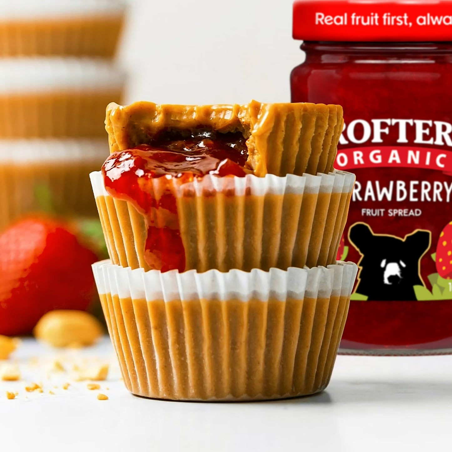 Crofters Fruit Spread Organic Premium Strawberry, 16.5 oz