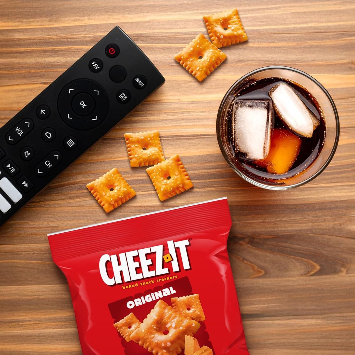 Cheez-It Baked Snack Cheese Crackers, Original, Single Serve, 1 oz Bags (12 Count)