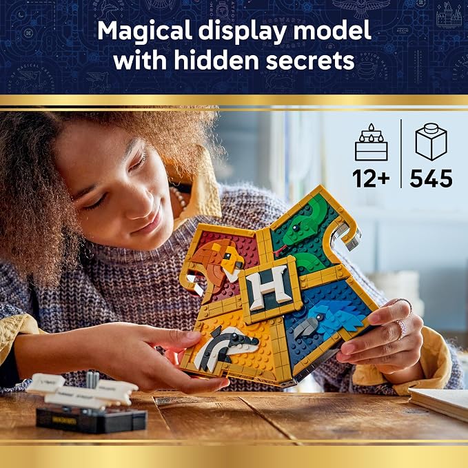 LEGO Harry Potter Hogwarts House Crest 76462 | Collectible Building Toy for Girls & Boys, Ages 12+, Display as Bedroom or Book Shelf Decor, W/ Stand, 545 pieces, Gifts Idea