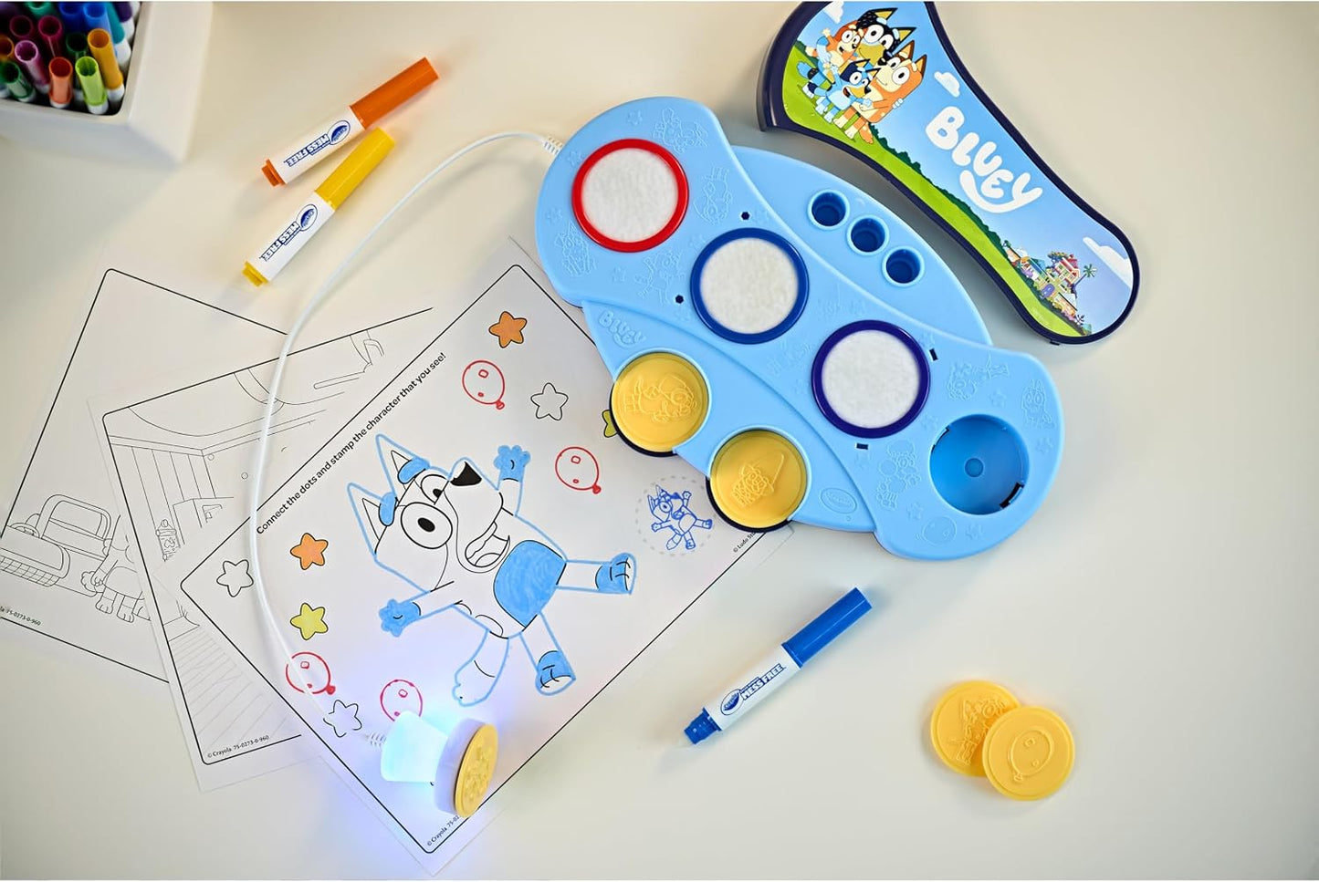 Crayola Magic Light Up Bluey Stamper Art Set, Toddler Mess Free Coloring & Stamping Kit, Bluey Toys, Gifts for Ages 3, 4, 5