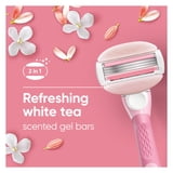 Venus ComfortGlide3 White Tea Manual Razor Bundle with 10 Blade Cartridge Refill