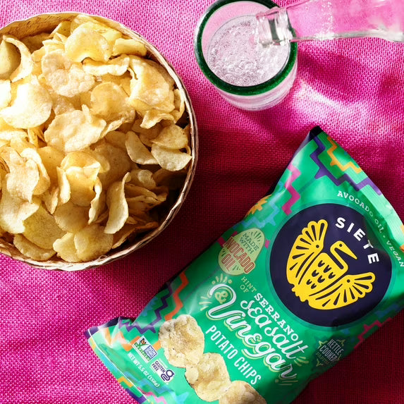 Siete Kettle Cooked Potato Chips Serrano Sea Salt & Vinegar - 5.5 oz