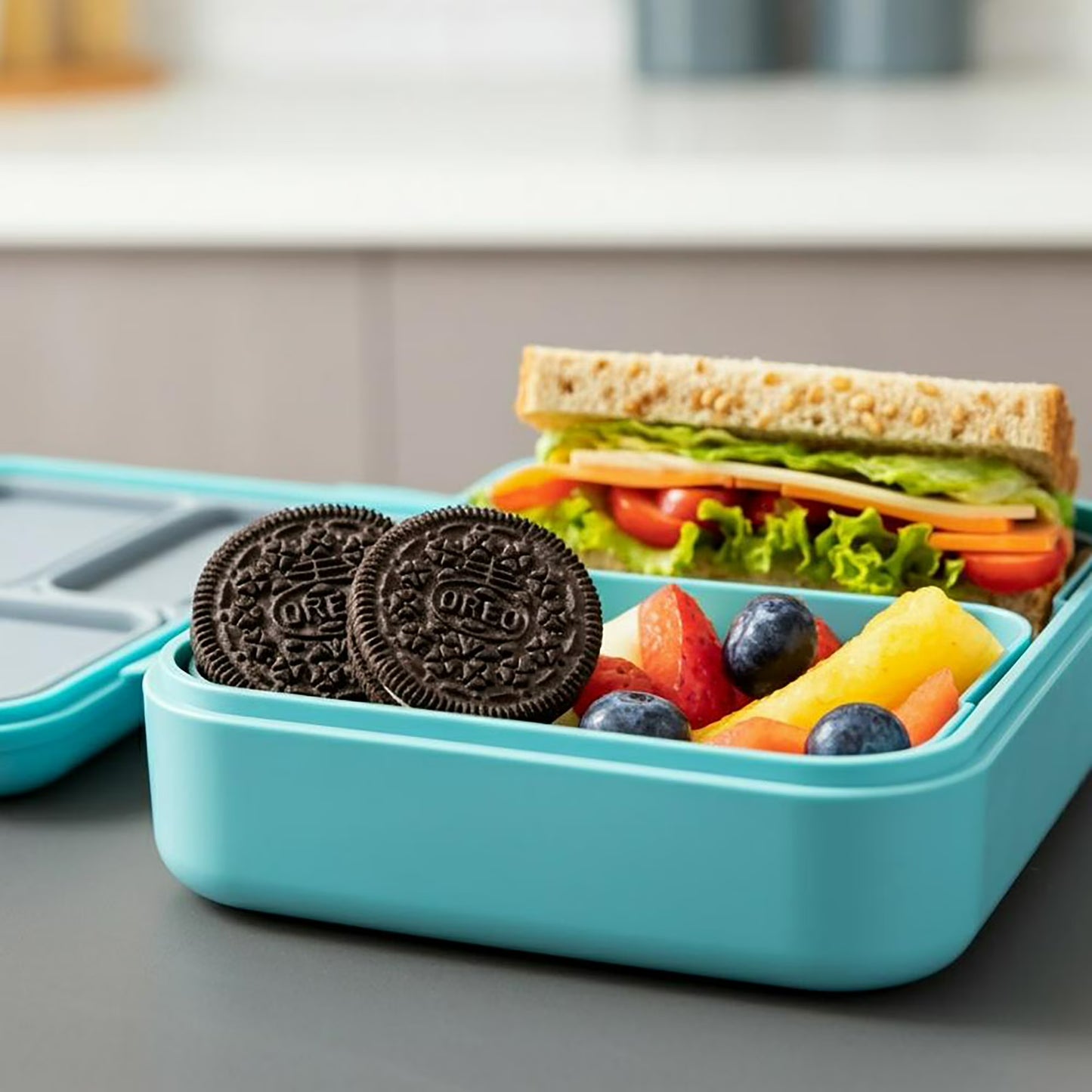OREO Chocolate Sandwich Cookies, Party Size, 24.16 oz