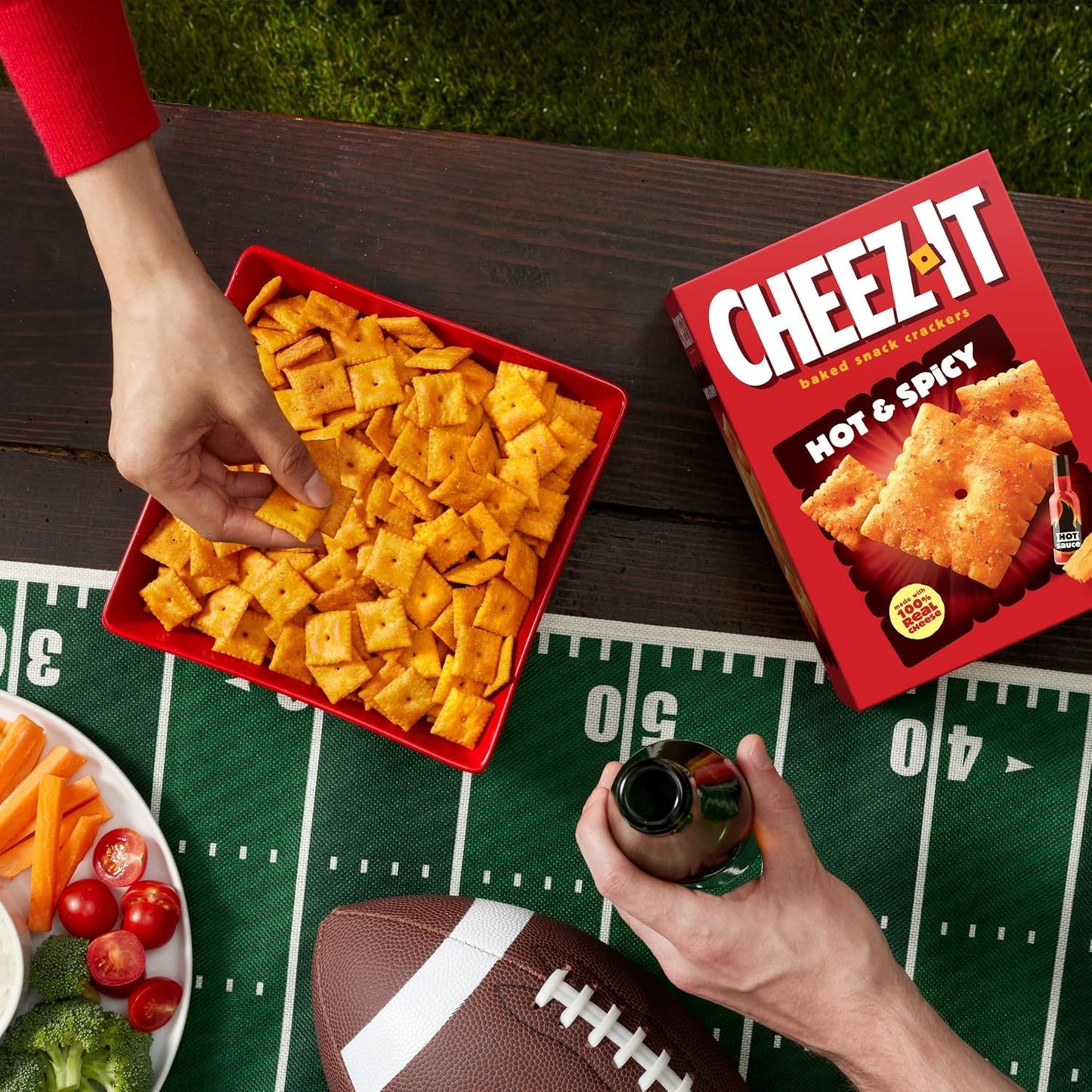 Cheez-It Cheese Crackers, Baked Snack Crackers, Office and Kids Snacks, Hot and Spicy, 5.25lb Case (12 Boxes)