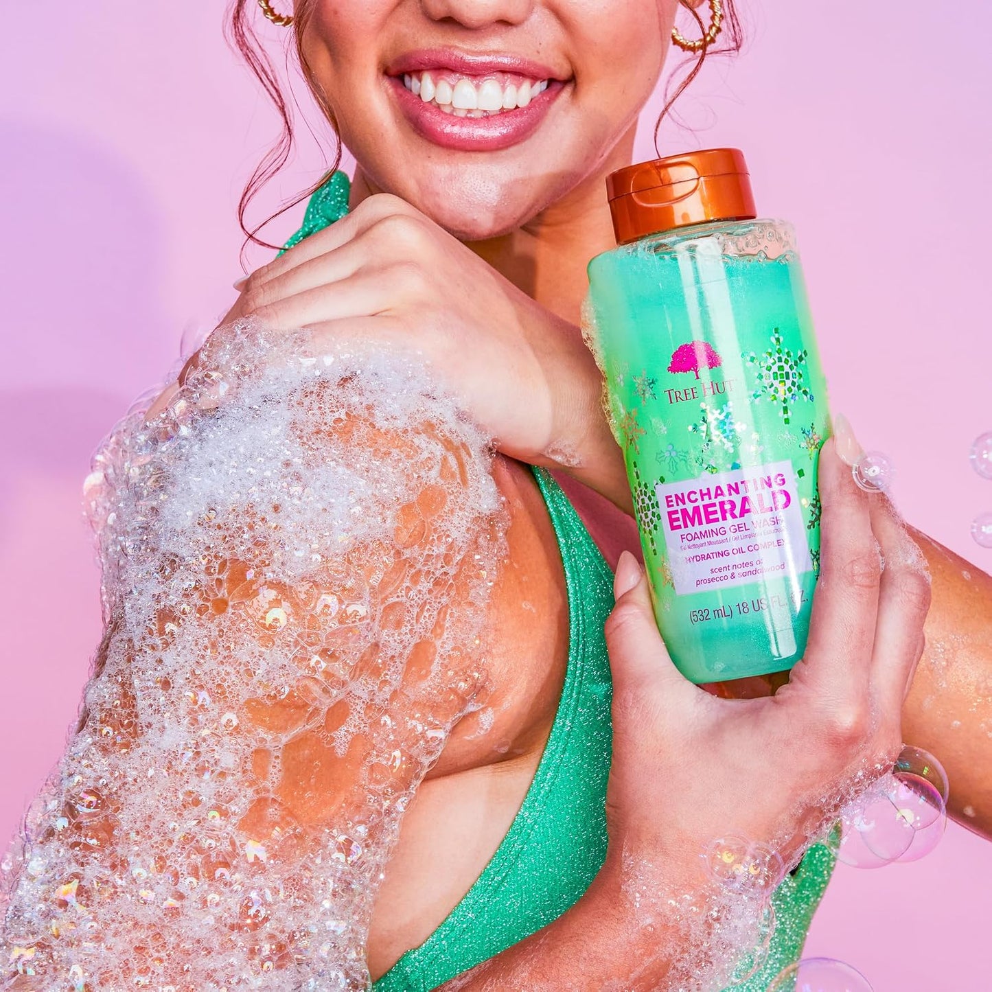 Tree Hut Enchanting Emerald Foaming Gel Wash | Cleanse & Soothe Skin Without Stripping Moisture | Made with our Hydrating Oil Complex | Limited Edition Holiday | 18 fl oz.