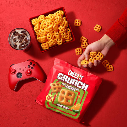 Cheez-It Crunch Cheesy Baked Snacks, Lunch Snacks, Zesty Jalapeno Cheddar, 6.5oz Bag (1 Bag) (Pack of 2)