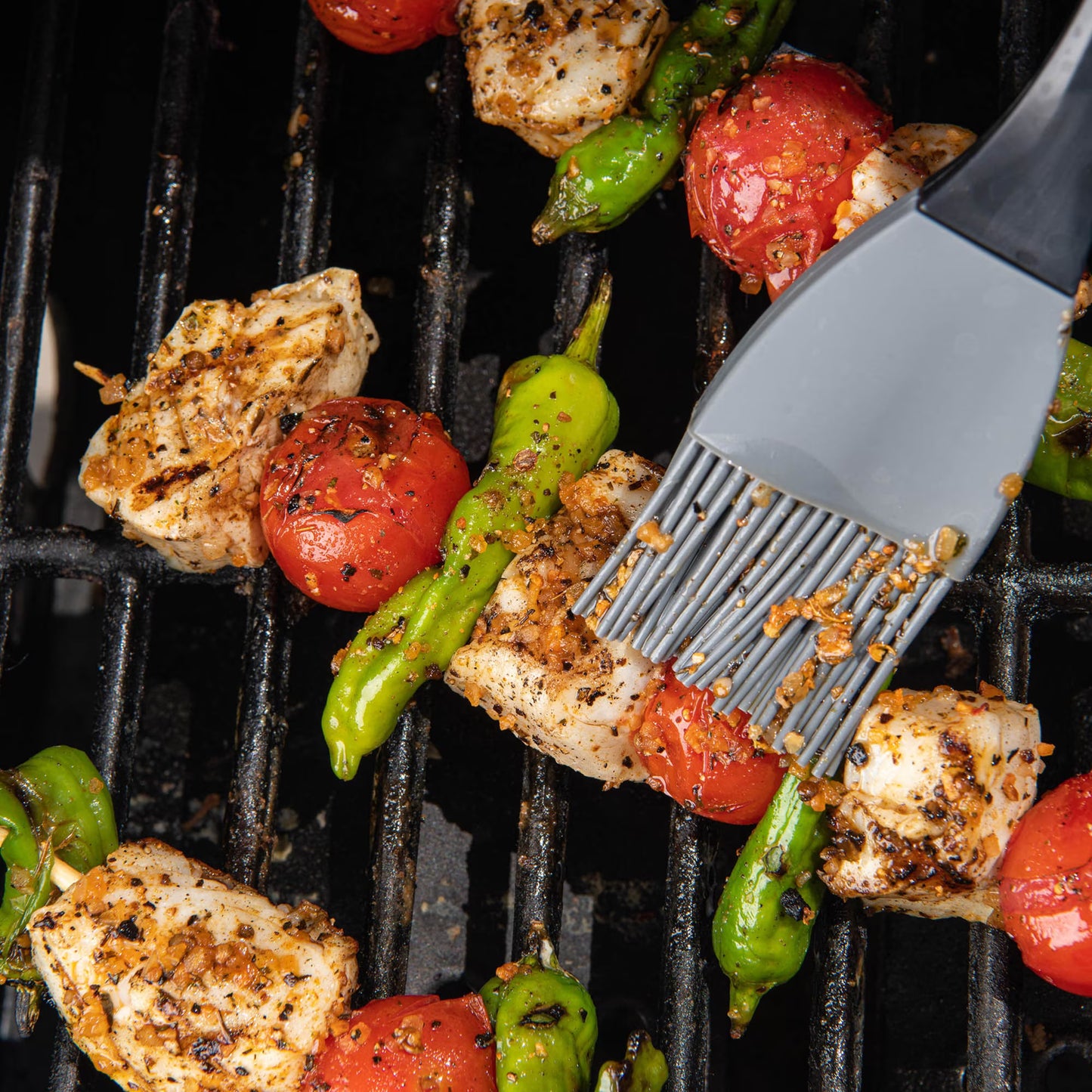 Grill Mates Roasted Garlic and Herb Seasoning, 5.64 oz Bottle