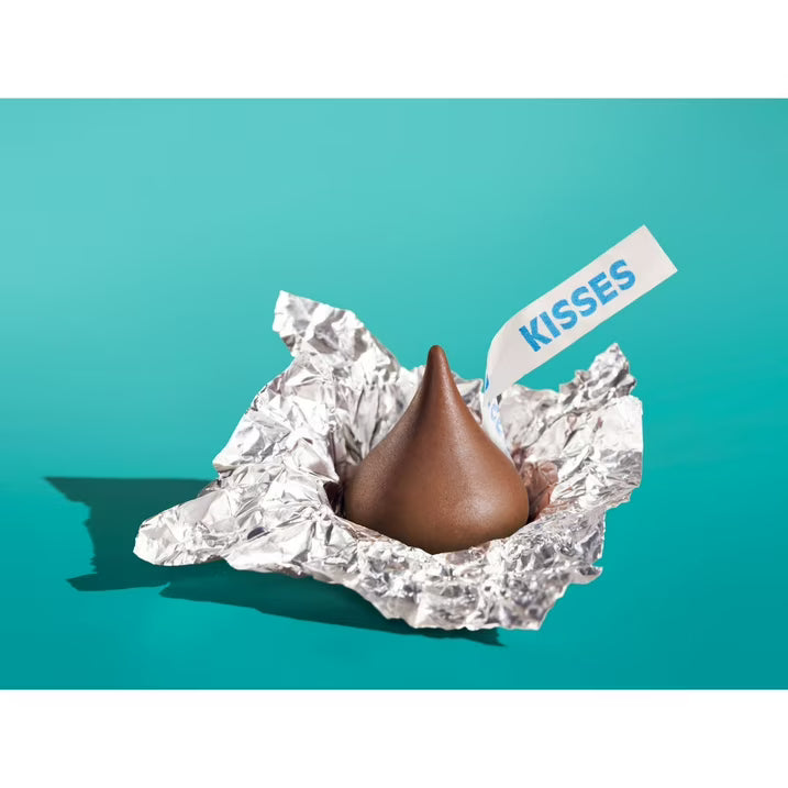Hershey's Kisses Milk Chocolate Candy, Family Pack 17.9 oz