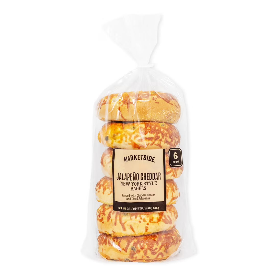 Marketside Fresh Jalapeno Cheddar Bagels, Wheat and Barley Flour, Shelf-Stable, 22.8 oz, 6 Count