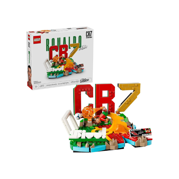 LEGO Editions Cristiano Ronaldo – Soccer Highlights - Building Set for Boys & Girls, Ages 10+ - Collectible Soccer Gift with Plaque - Kids Bedroom or Shelf Decor - 43012