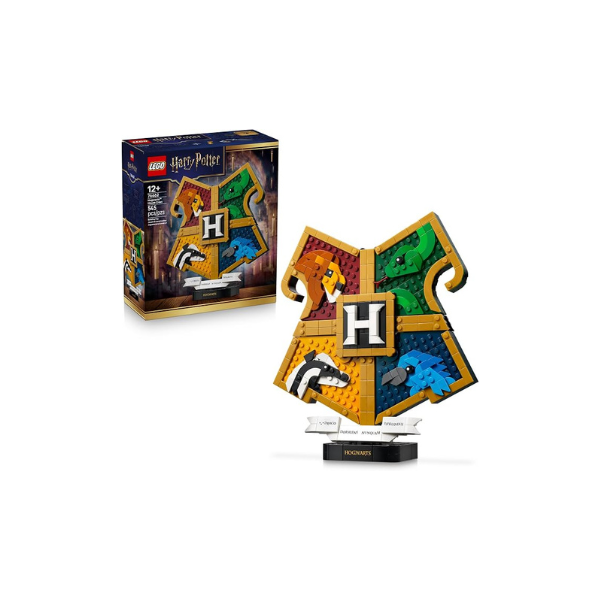 LEGO Harry Potter Hogwarts House Crest 76462 | Collectible Building Toy for Girls & Boys, Ages 12+, Display as Bedroom or Book Shelf Decor, W/ Stand, 545 pieces, Gifts Idea
