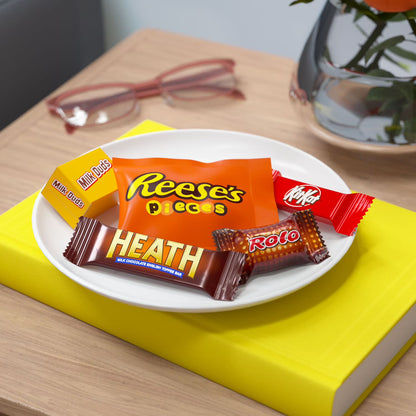 Hershey Assorted Flavored Snack Size Candy, Party Pack 33.08 oz