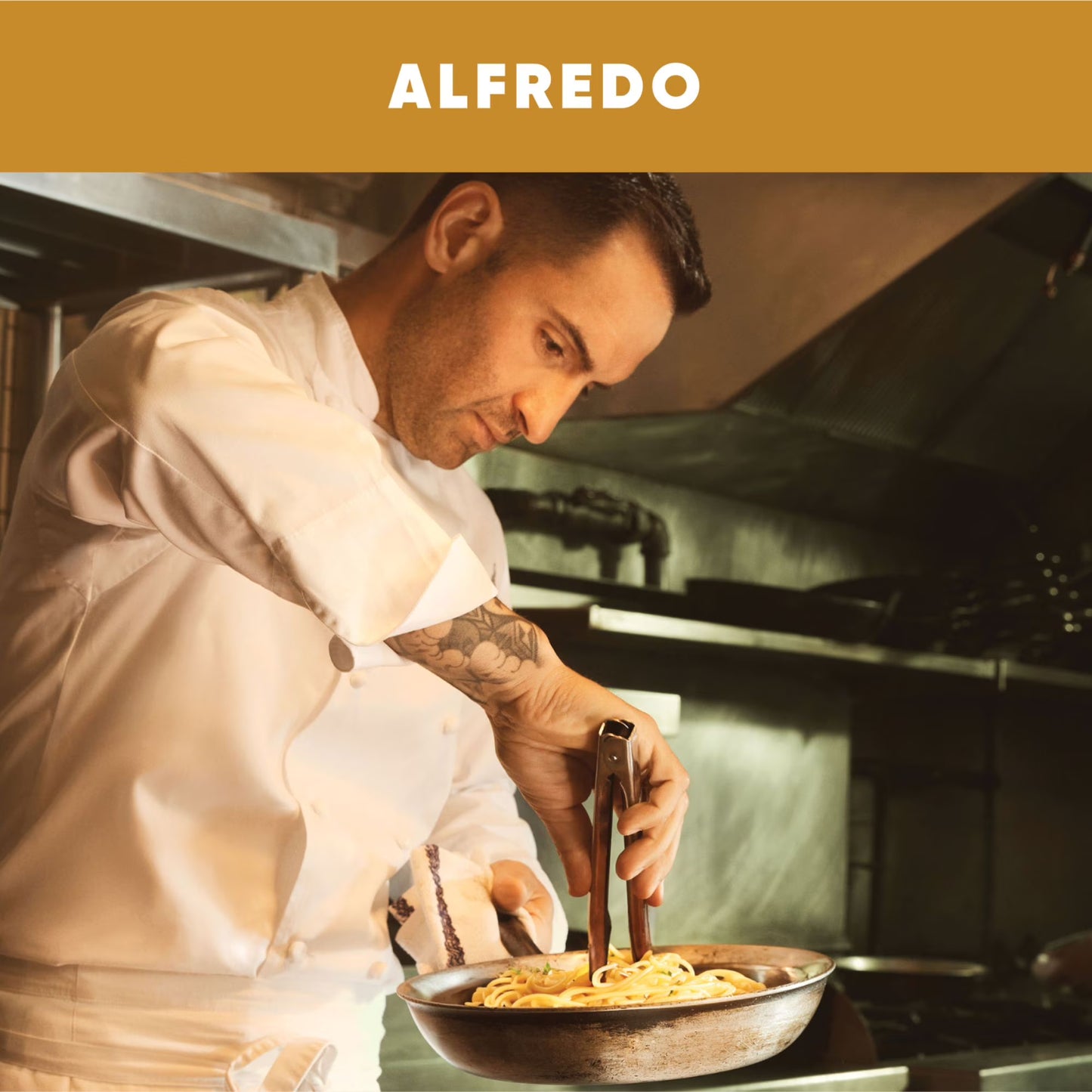 Carbone Fine Foods Alfredo Sauce, 15 oz