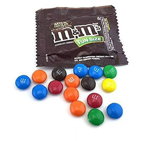 M&Ms Milk Chocolate Fun Size Candy - 3 LB (Approx. 95 Fun Size Packs) - Comes in a Sealed/Resealable Bag - Perfect For Parties, Pinata, Office Bowl, Wedding Favors, Easter Baskets