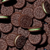 OREO Mint Creme Chocolate Sandwich Cookies, Family Size, 18.71 oz