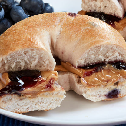 Lender's Original Blueberry Bagels, 6 count, Pre-sliced Refrigerated Bagels, 17.1 oz Bag