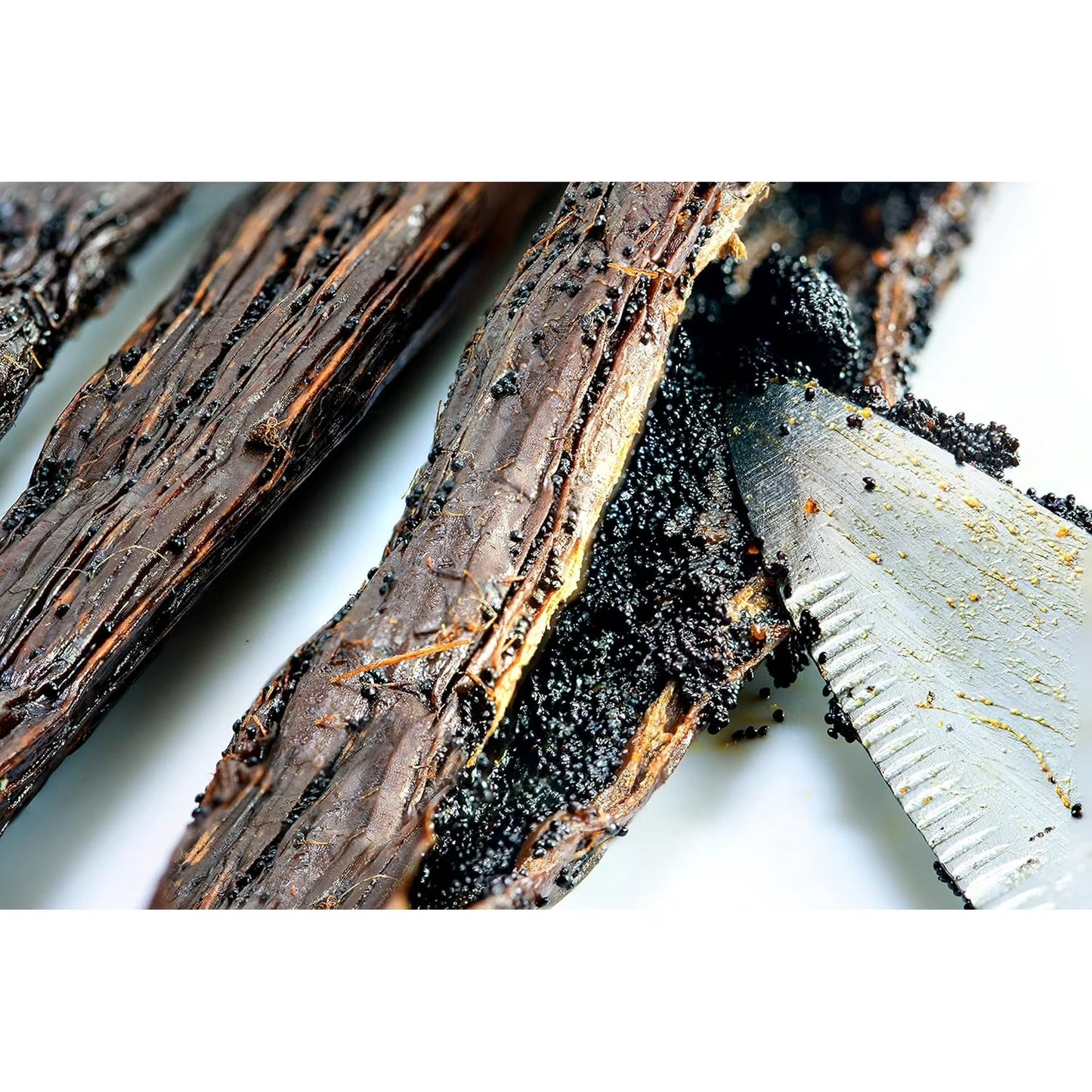 Organic Vanilla Extract - Made with Madagascar Vanilla Beans – For Baking, Desserts, Home Cooking and Chefs - 1 GALLON